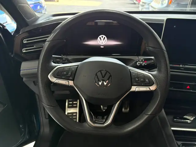 Volkswagen Tiguan view 11