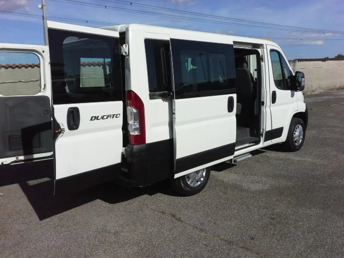 Fiat Ducato 2.3 mtj CON 9 posti panorama doppia CLIMA Bianco - 1
