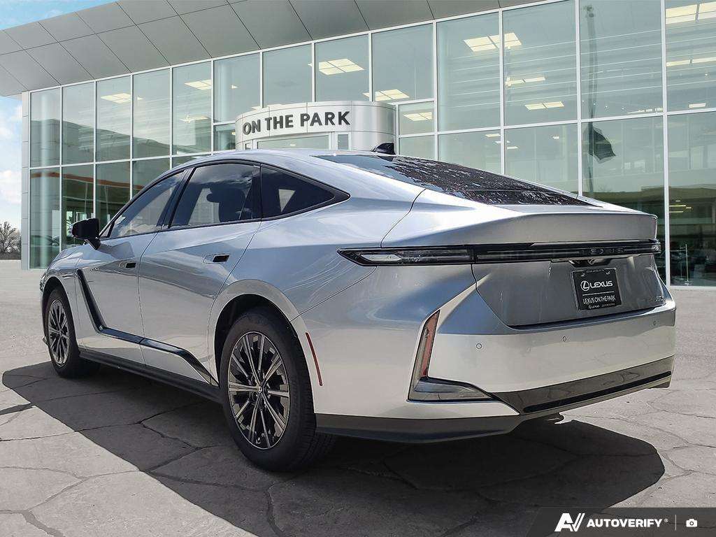 2026 Lexus ES