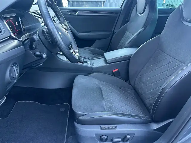Skoda Superb view 12
