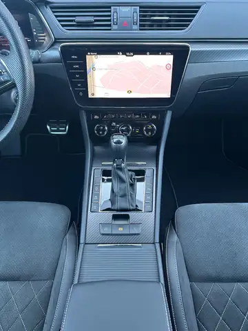 Skoda Superb view 15