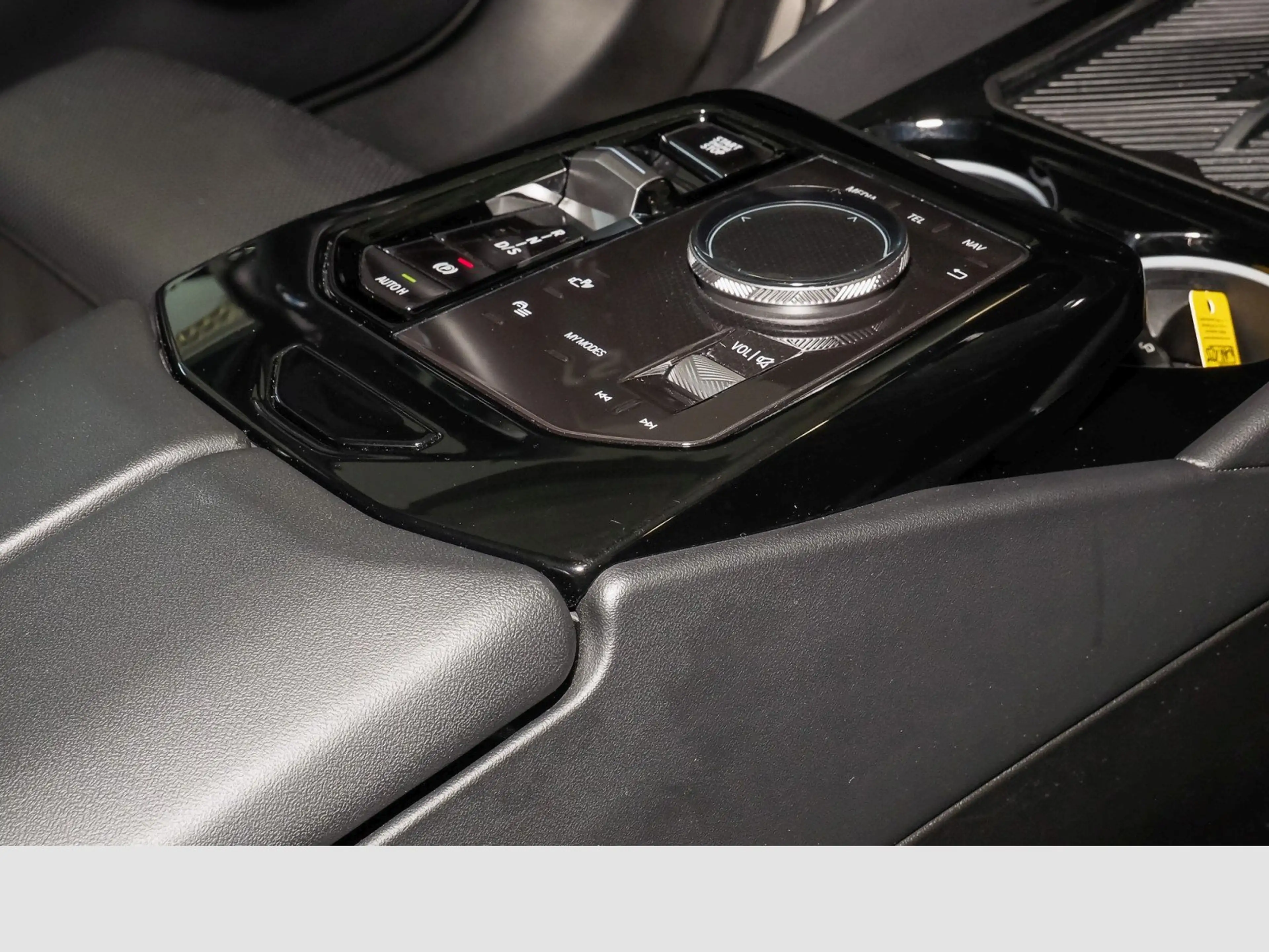 BMW 520 ANDERE M SPORT D MHEV — photo 8