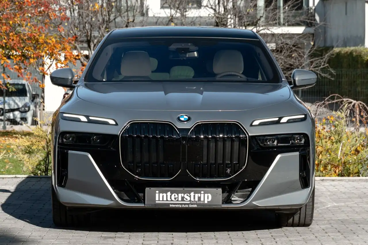BMW 740 d M SPORT.MASSAGE.DR.ASS.PRO.SKY.SOFTCL.5/100 2