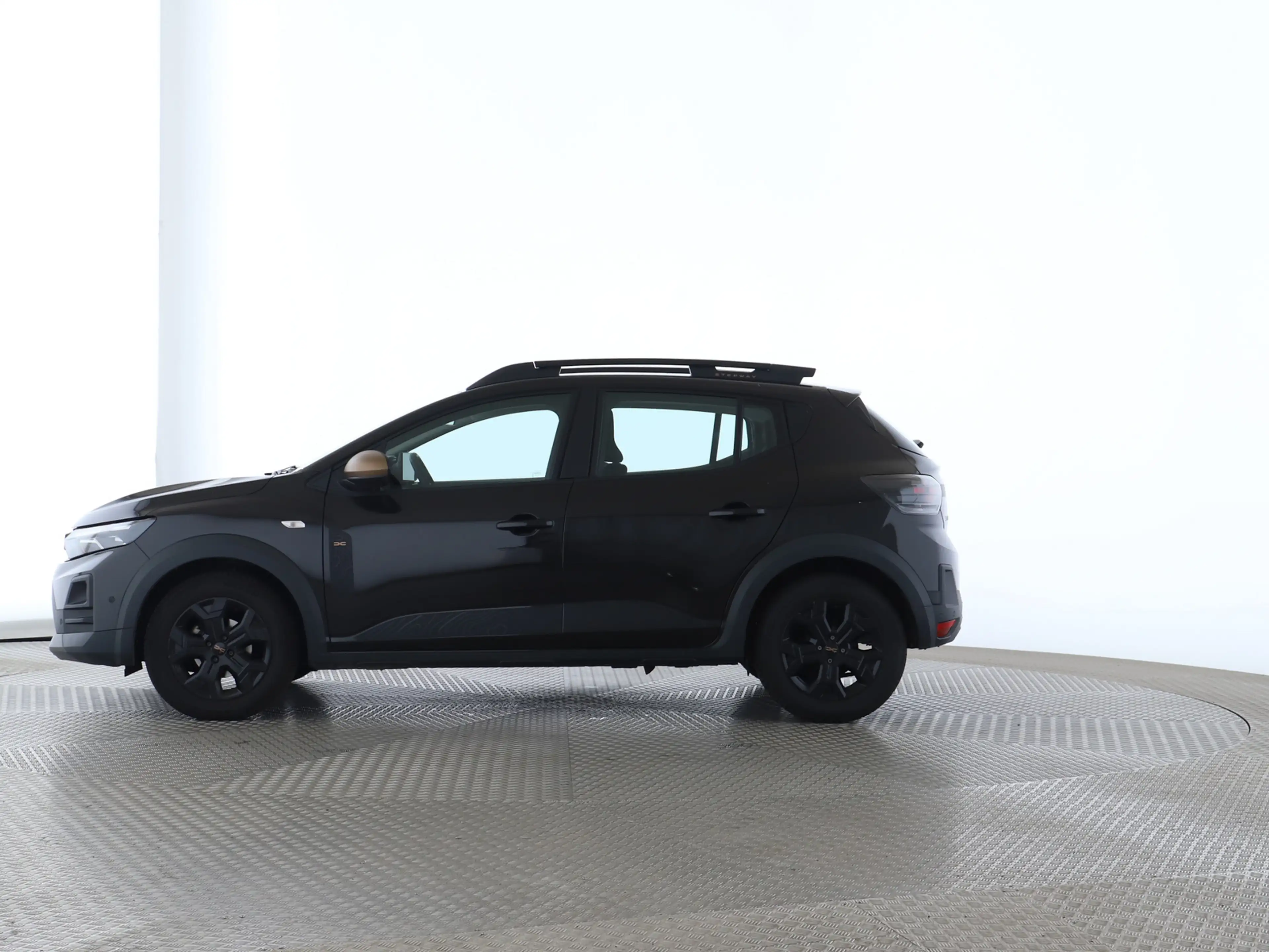 Dacia Sandero III 1.0 TCe 110 Stepway Extreme — photo 2