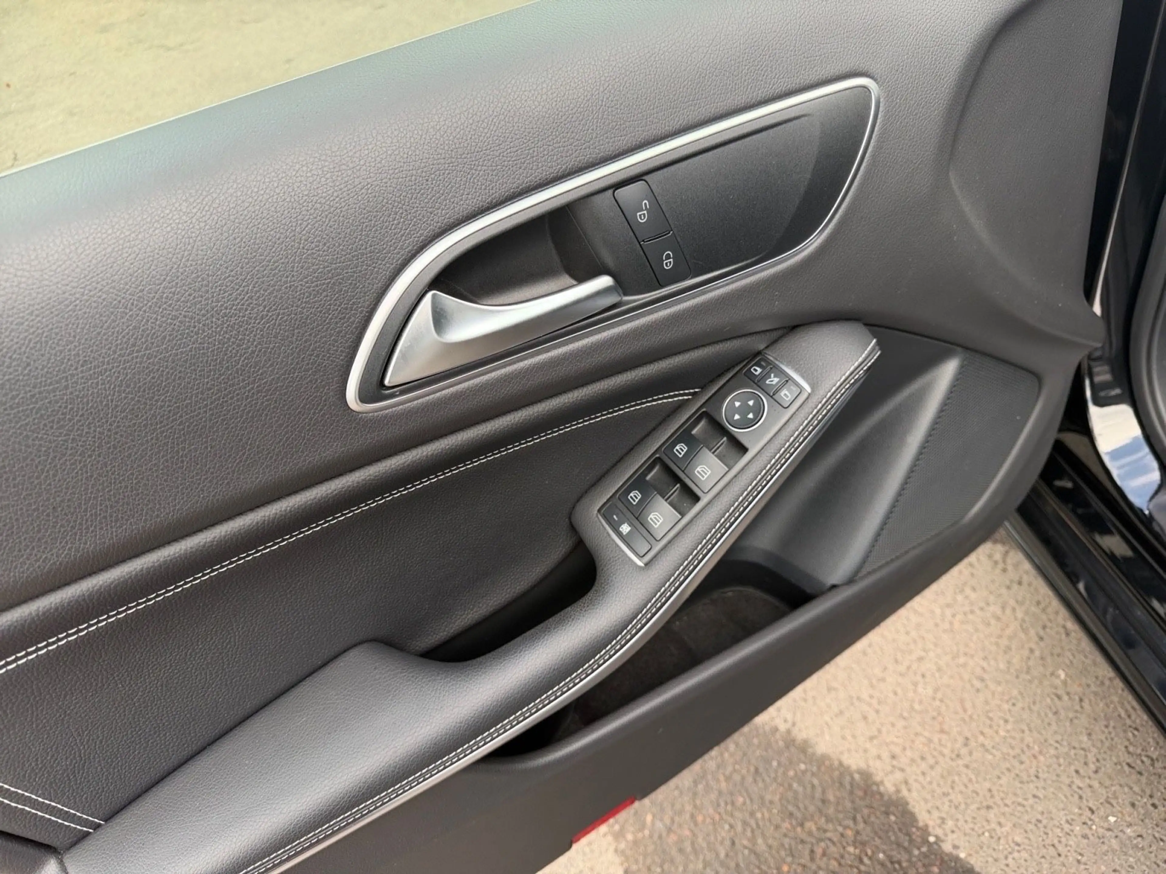 Mercedes-Benz A 180 Klimaanlage Navigation — photo 11