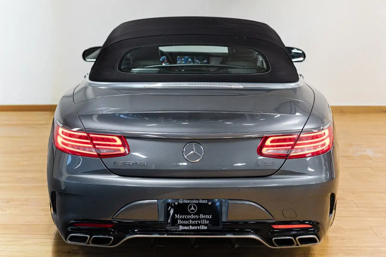 Mercedes-Benz S-Class снимка Mercedes-Benz S-Class