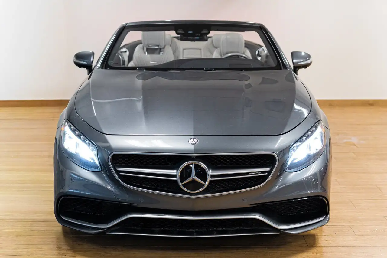 Mercedes-Benz S-Class снимка Mercedes-Benz S-Class