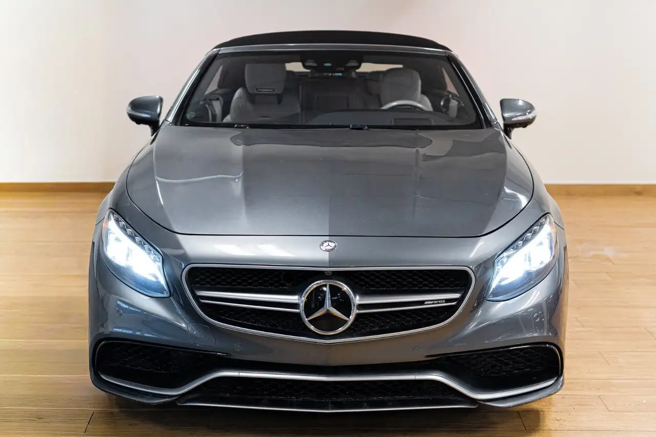 Mercedes-Benz S-Class снимка Mercedes-Benz S-Class