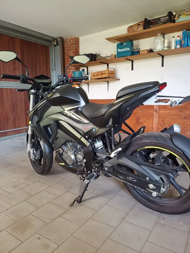 Keeway RKF 125
