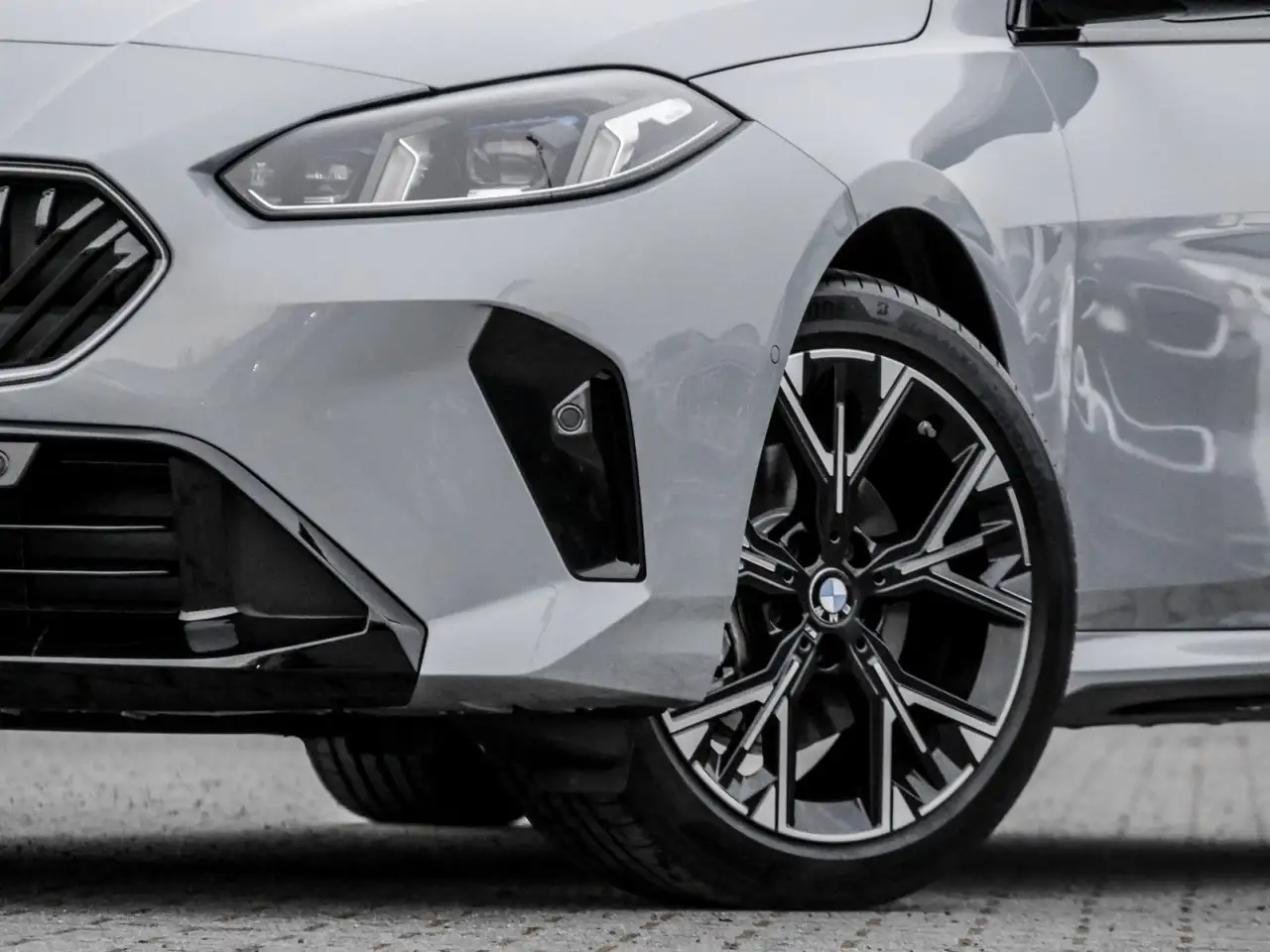 BMW 220 d M-Sport+SHZ+Head-Up+AHK+Abstand 5