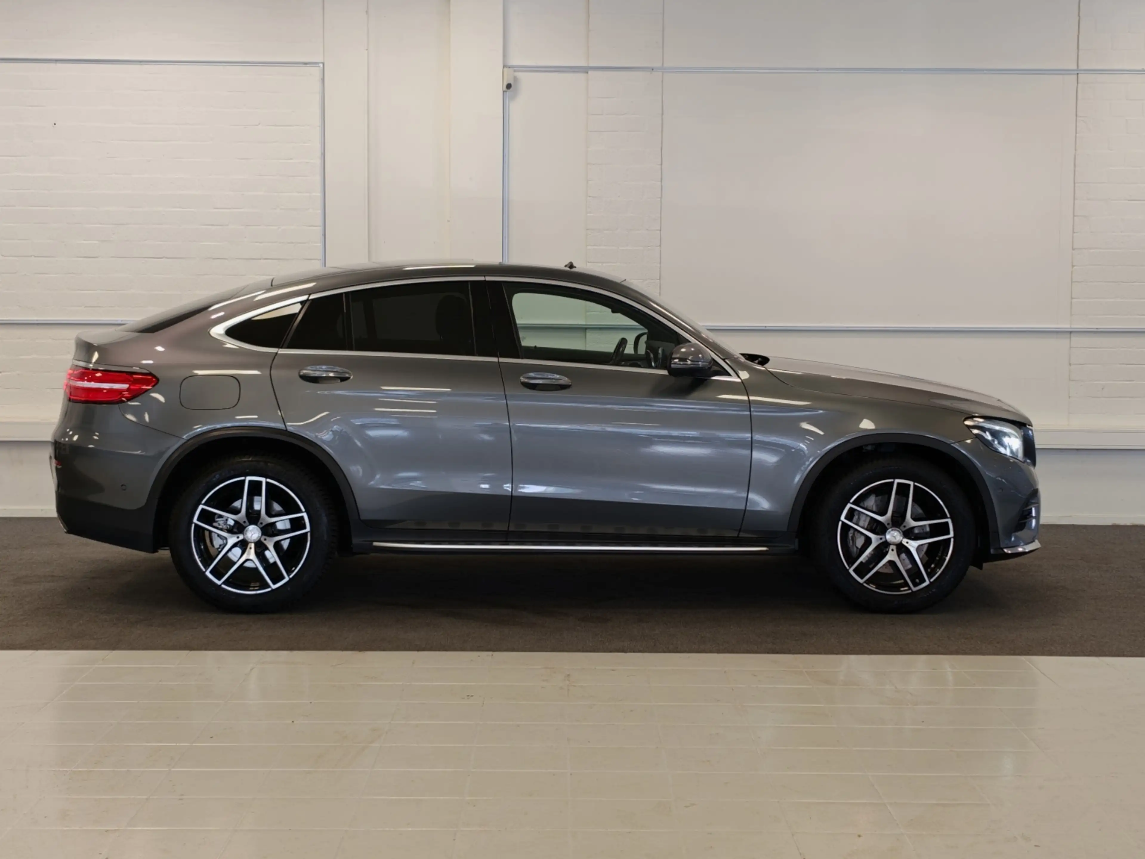 Mercedes-Benz GLC 250 Coupé 4MATIC Edition 1 360 Camera Schuif/kanteldak — photo 4