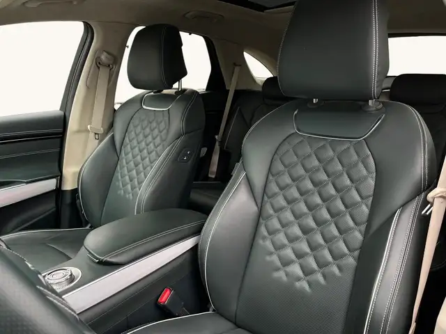 Genesis GV70 Sport *Nappa*Matrix LED*Panorama Ansicht 14