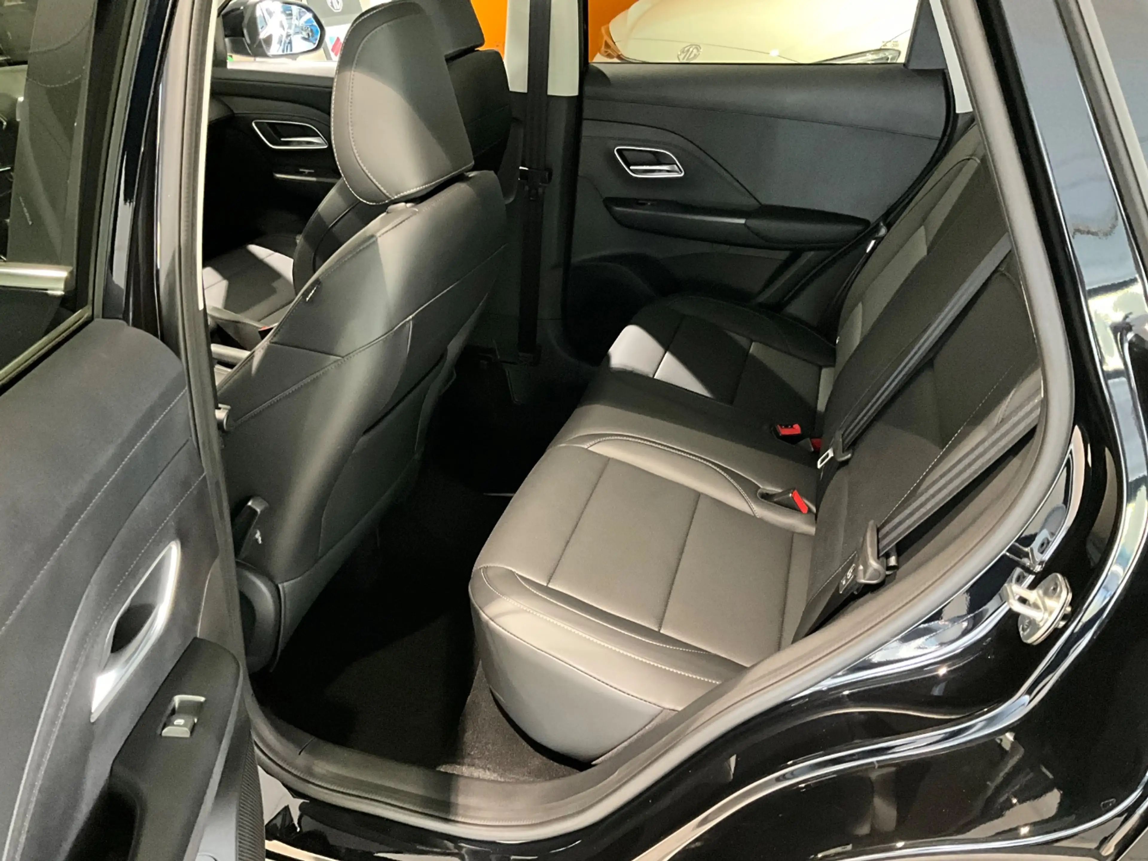 MG ZS 1.5 T Comfort LED+Navi+SHZ+Fernlichtass.+Kam. — photo 8