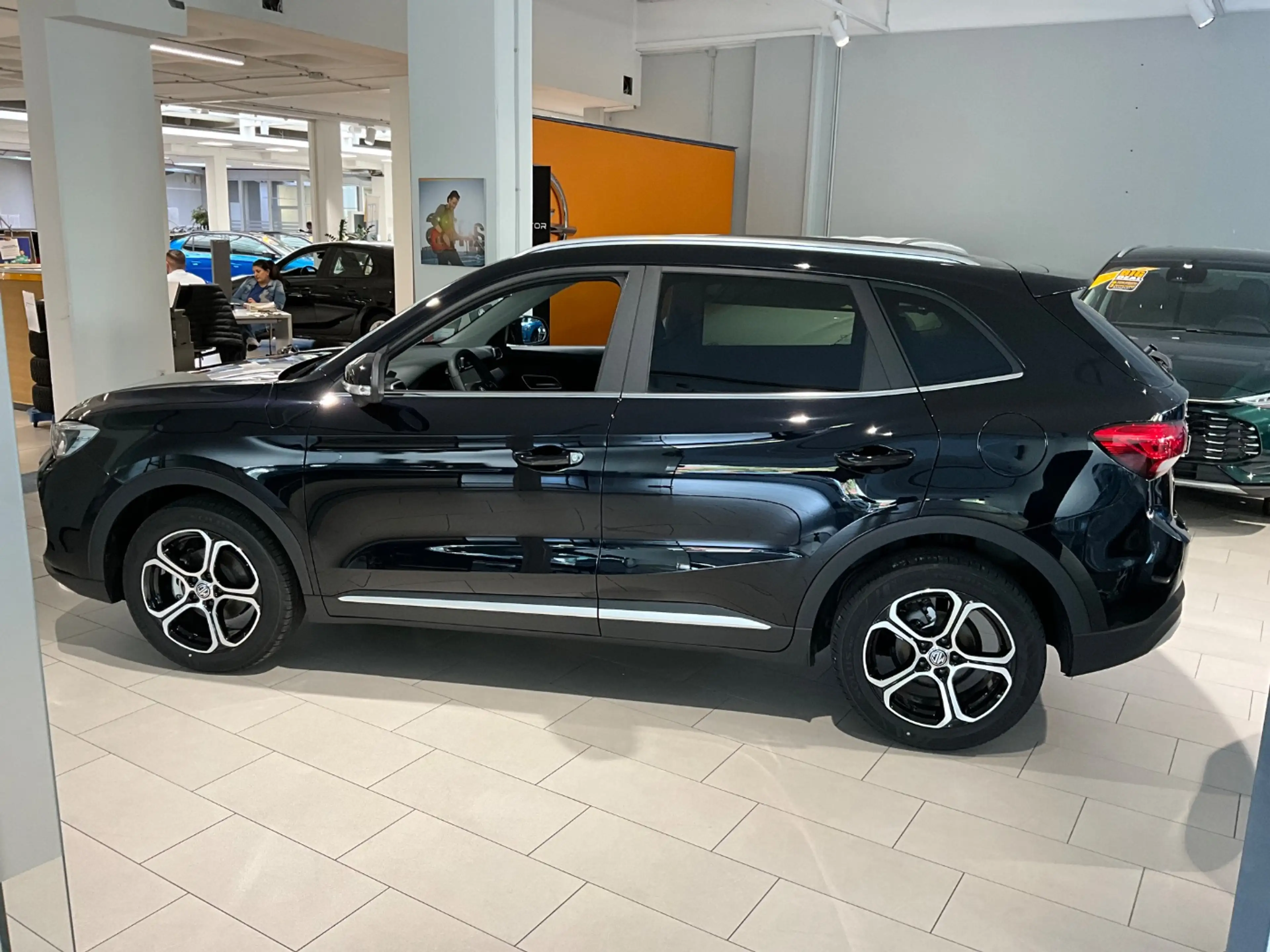 MG ZS 1.5 T Comfort LED+Navi+SHZ+Fernlichtass.+Kam. — photo 7