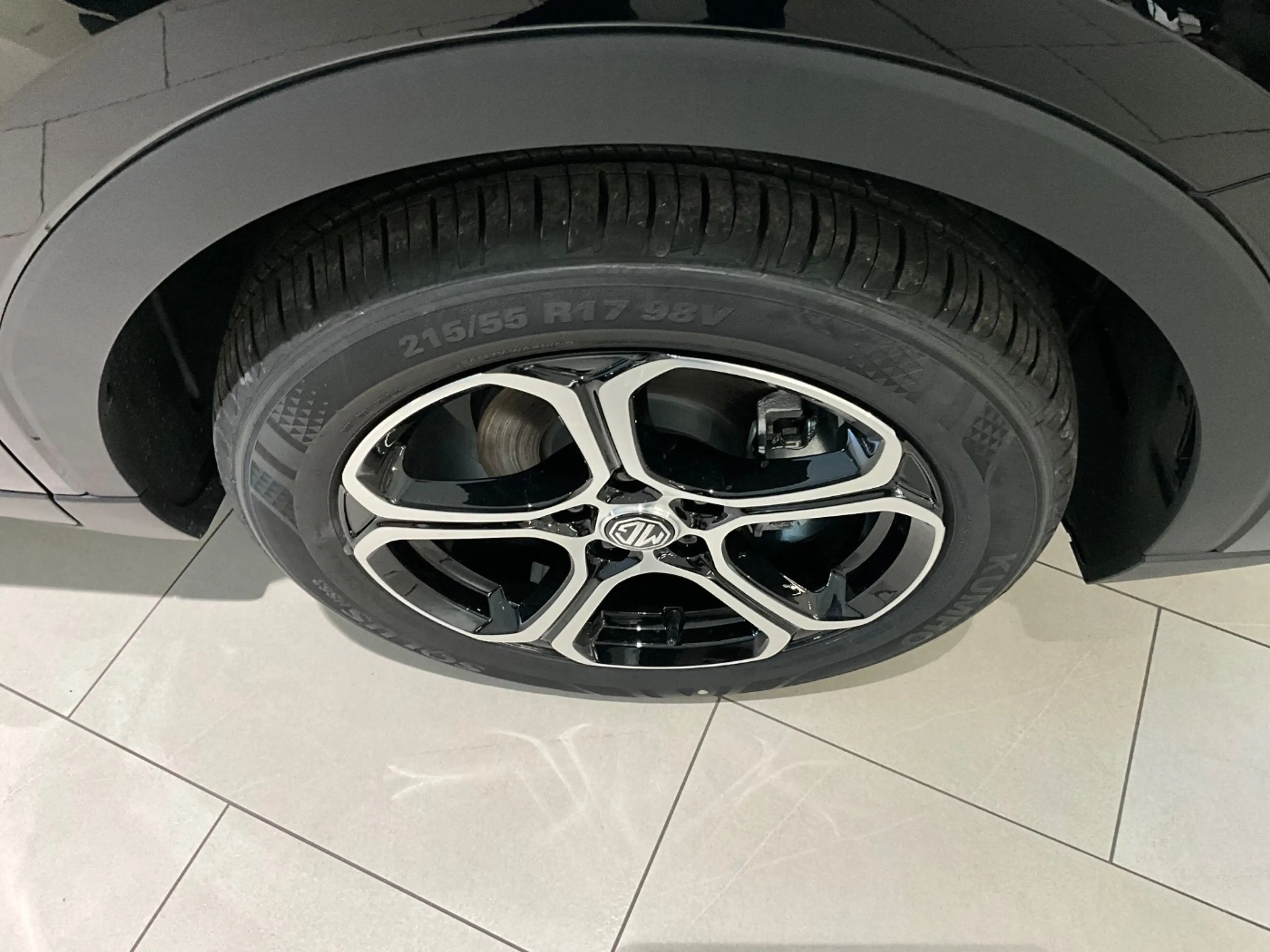 MG ZS 1.5 T Comfort LED+Navi+SHZ+Fernlichtass.+Kam. — photo 4