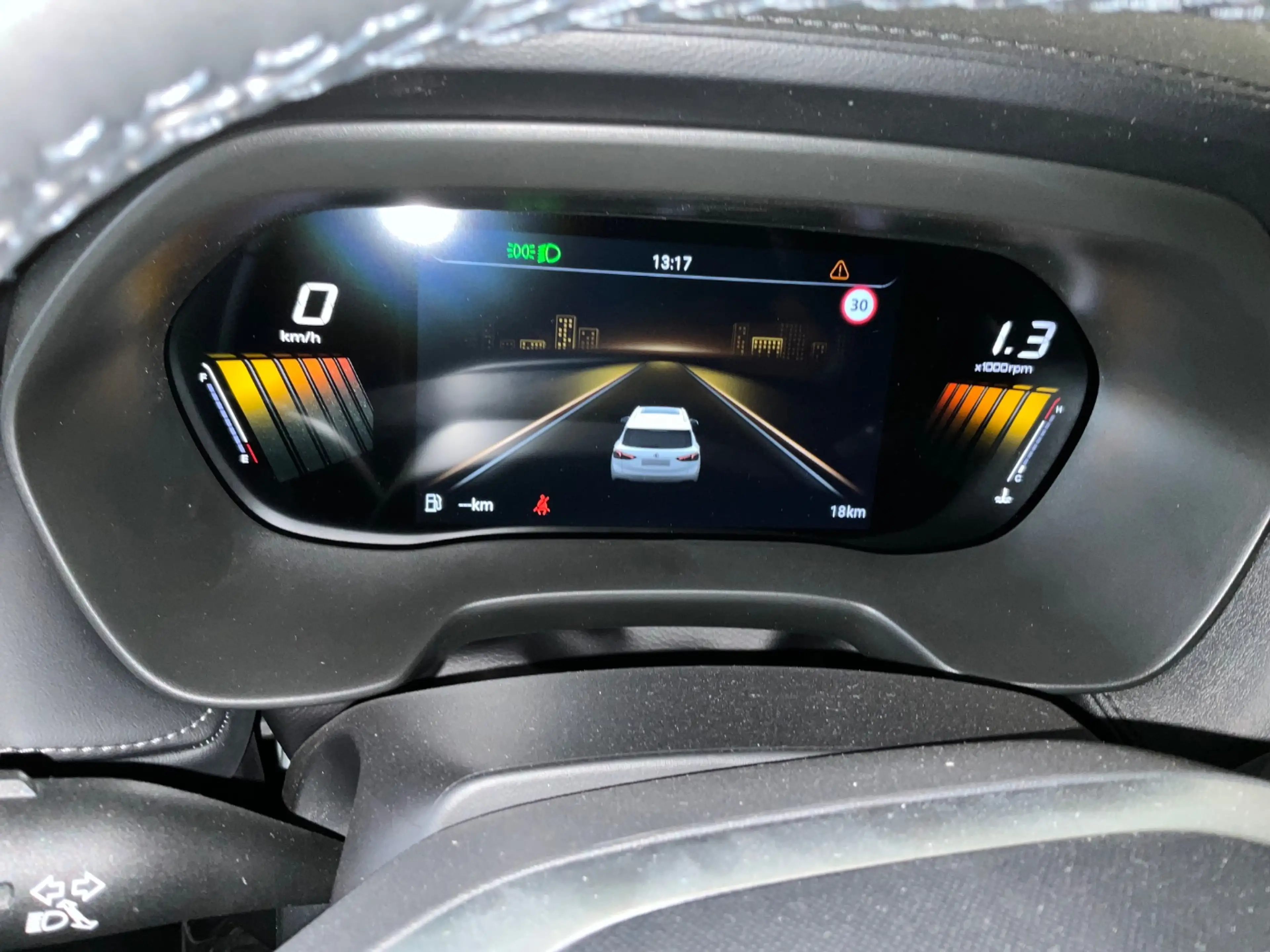 MG ZS 1.5 T Comfort LED+Navi+SHZ+Fernlichtass.+Kam. — photo 12