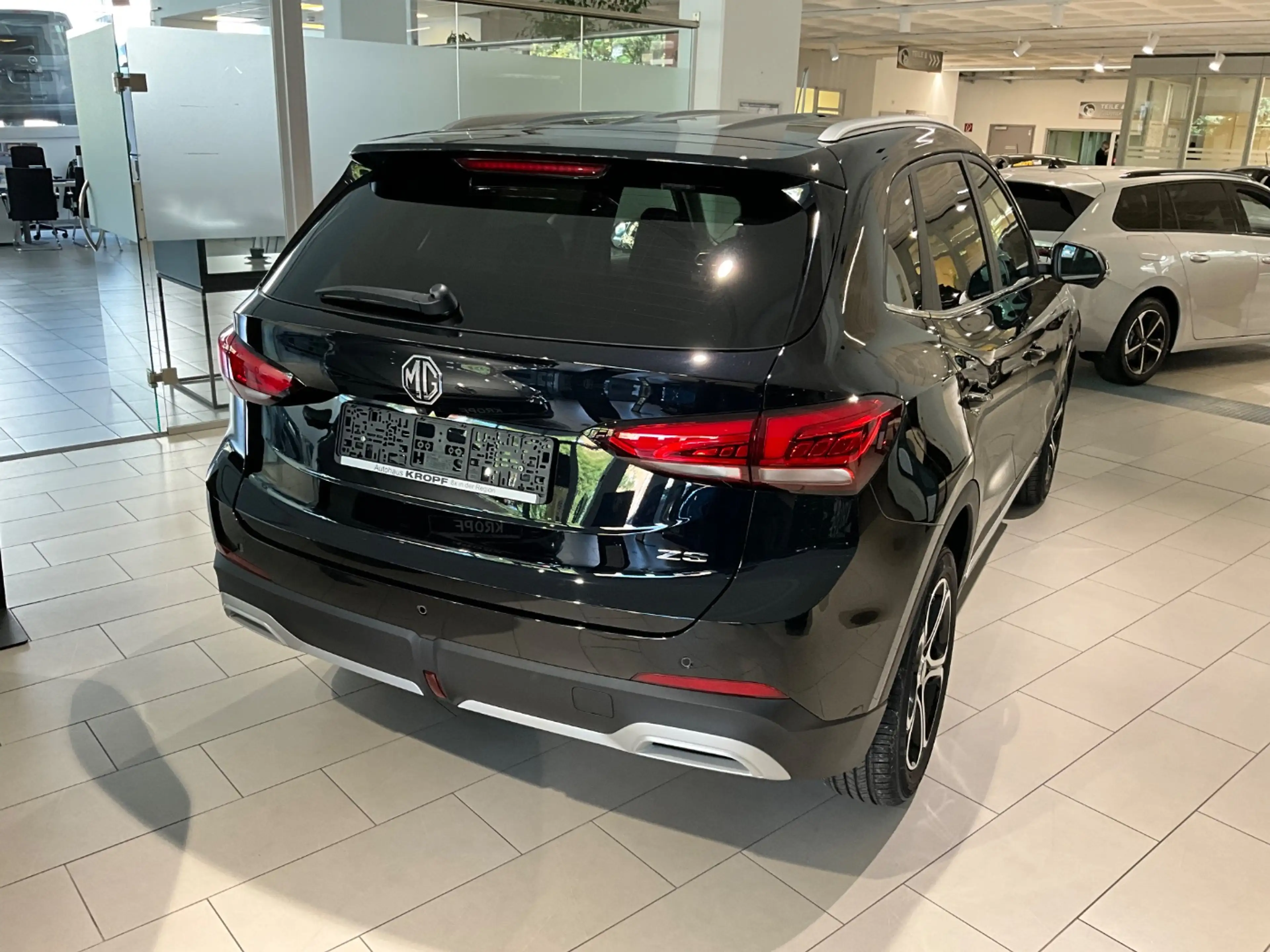 MG ZS 1.5 T Comfort LED+Navi+SHZ+Fernlichtass.+Kam. — photo 6