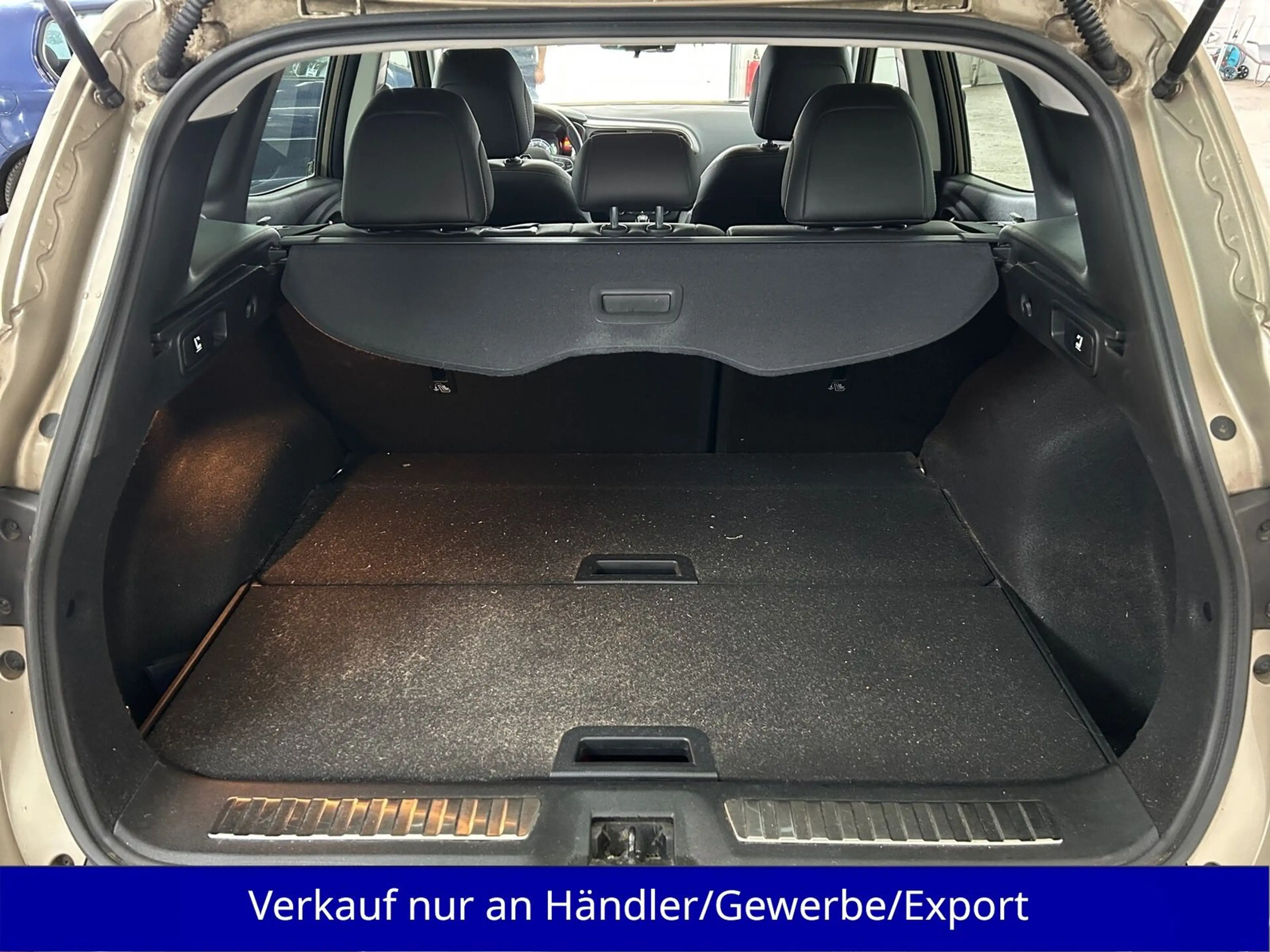 Renault Kadjar 1.2 TCe aus 1.Hand AAC T-Leder PDC — photo 8