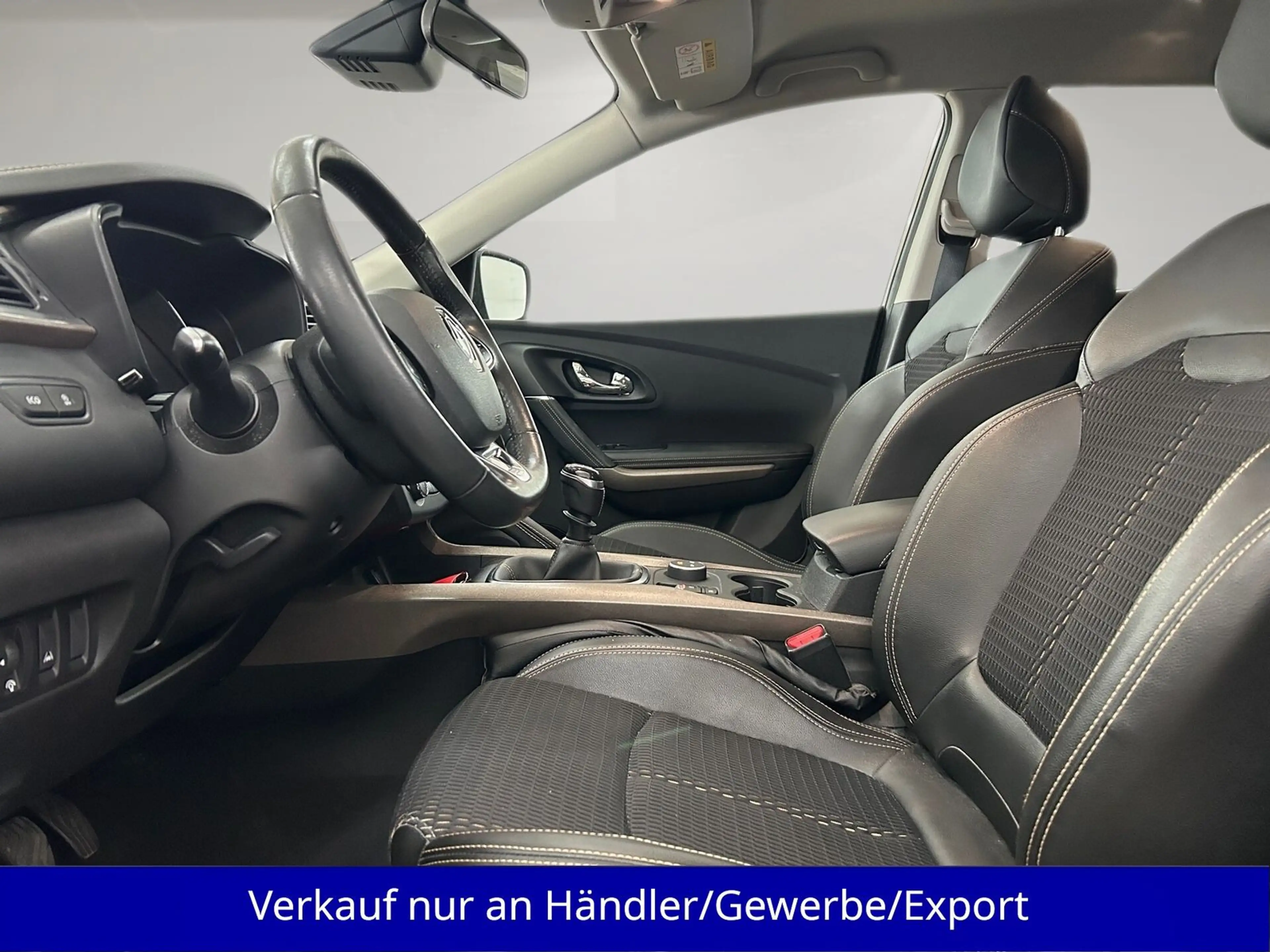 Renault Kadjar 1.2 TCe aus 1.Hand AAC T-Leder PDC — photo 9