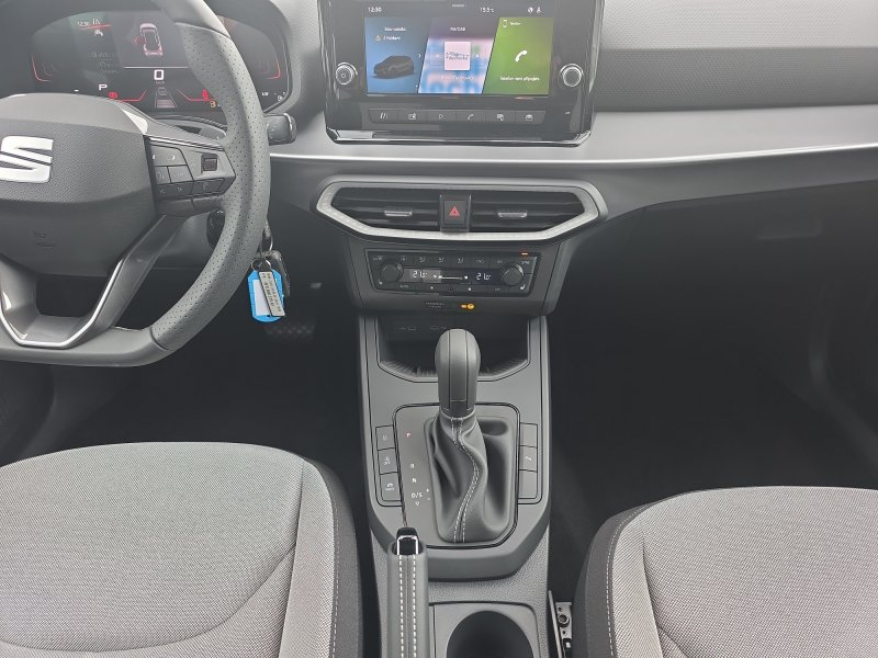 SEAT Arona FR 1,5TSI DSG aAHK/LED/ACC/Kamera/Winterp.   ** — photo 11