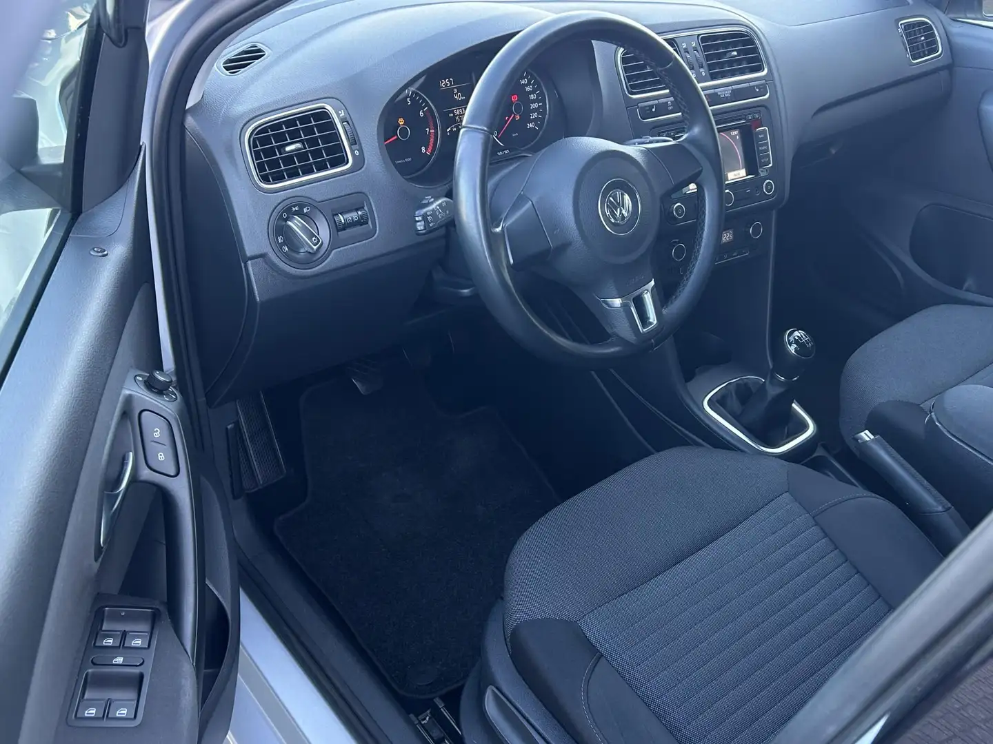 Volkswagen Polo 1.2 TSI BlueMotion R-Line Edition | Nieuwe Ketting Grijs - 2