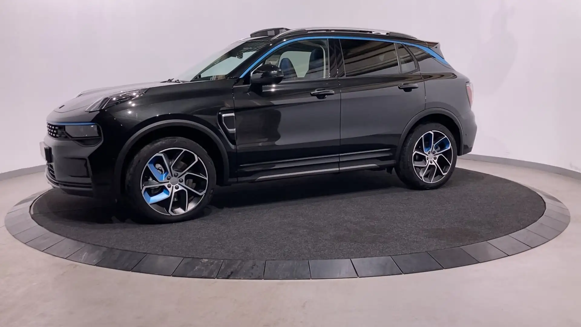 Lynk & Co 01 1.5 Turbo PHEV/360° Cam/Dode hoek/Navi/Adapt.Cr... Noir - 2