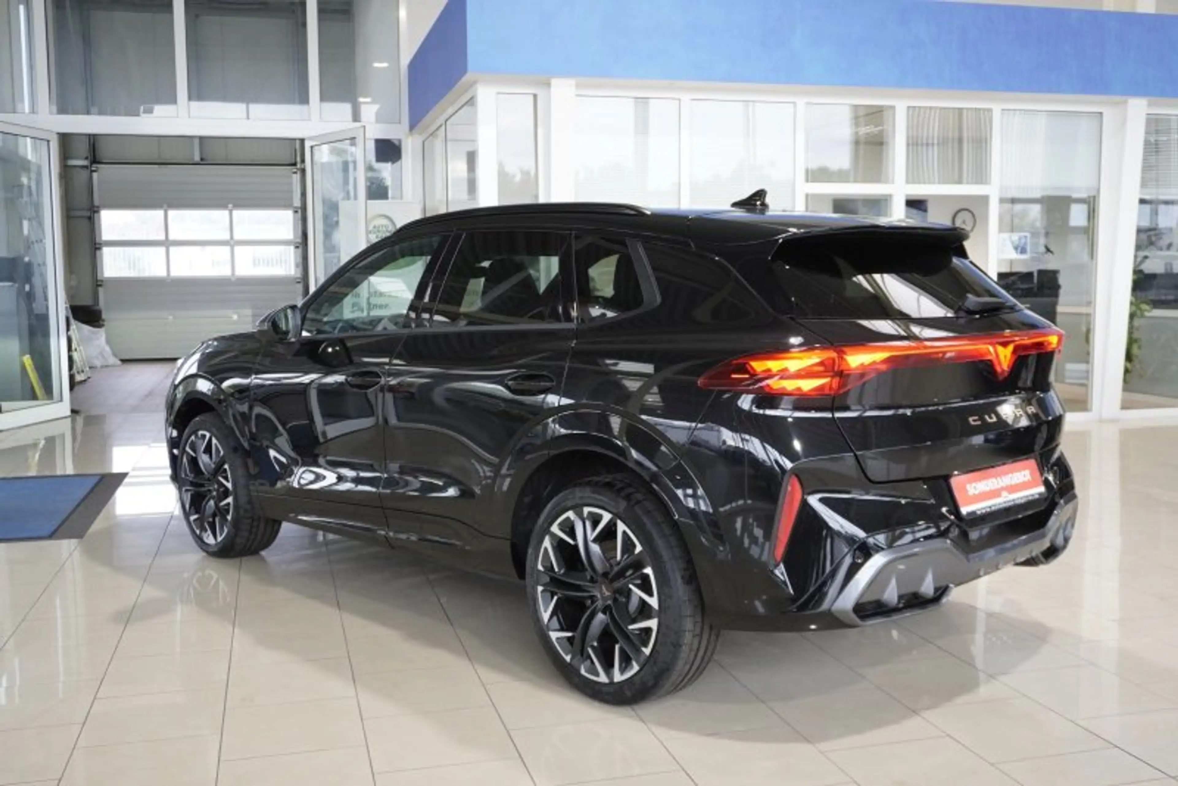 CUPRA Terramar VZ 2,0TSI 265PS 5*J.Gar/AHK/Pano/Matrix ** — photo 4
