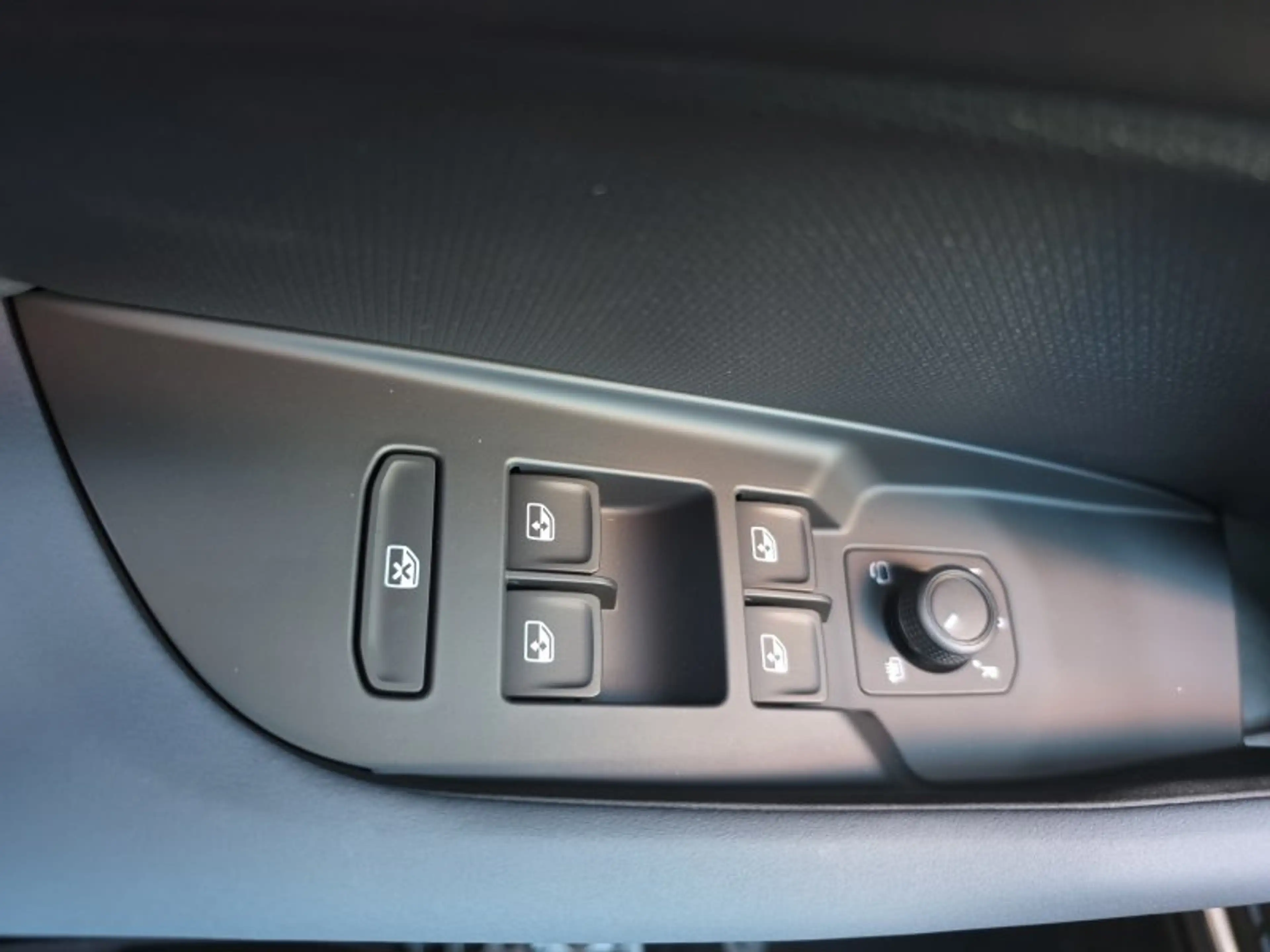 CUPRA Terramar VZ 2,0TSI 265PS 5*J.Gar/AHK/Pano/Matrix ** — photo 24