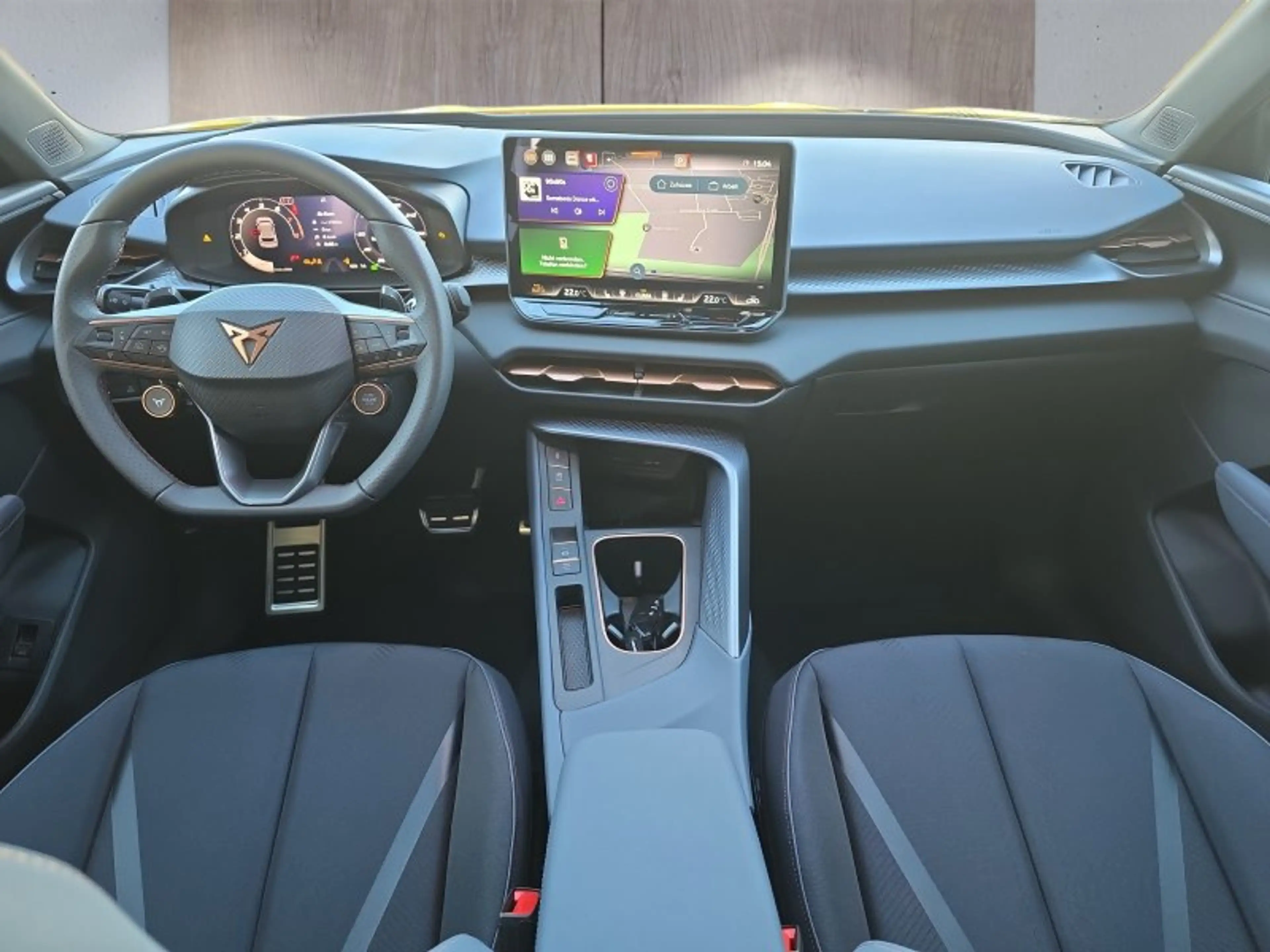 CUPRA Terramar VZ 2,0TSI 265PS 5*J.Gar/AHK/Pano/Matrix ** — photo 18