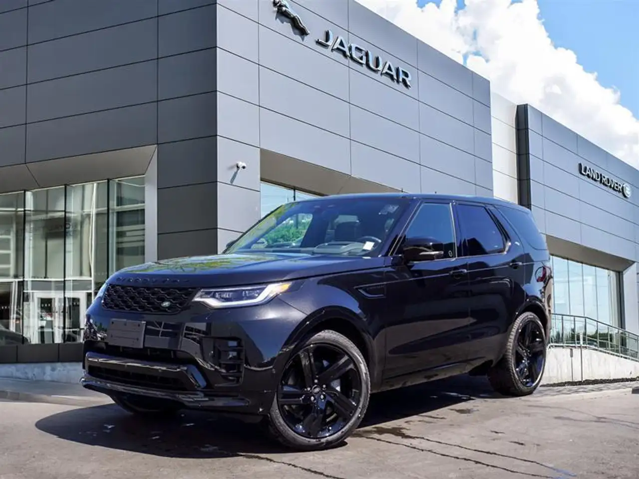 2024 Land Rover Discovery