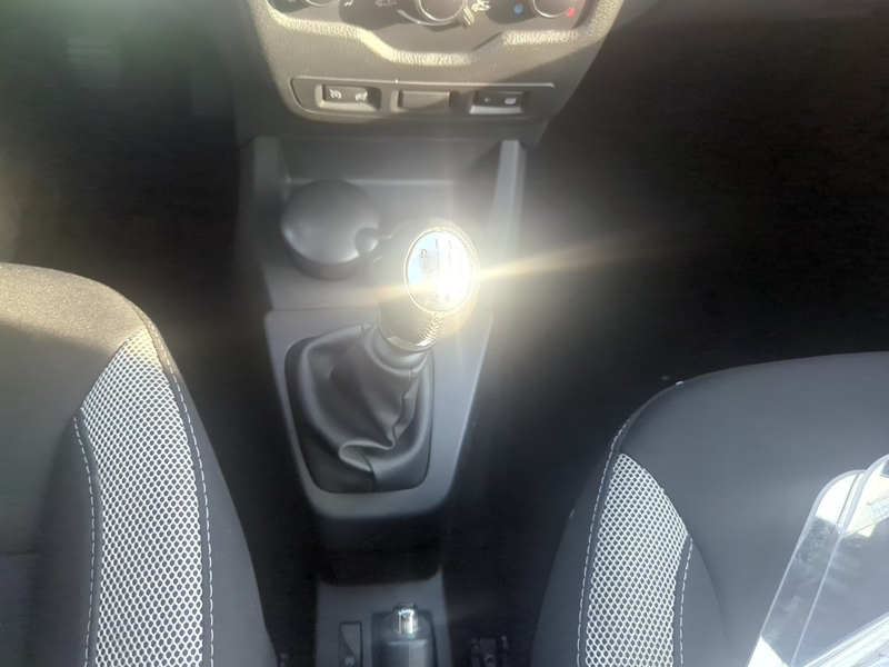 Dacia Lodgy 1.5 BLUE dCi 115 Stepway 7-Sitzer Klima — photo 16
