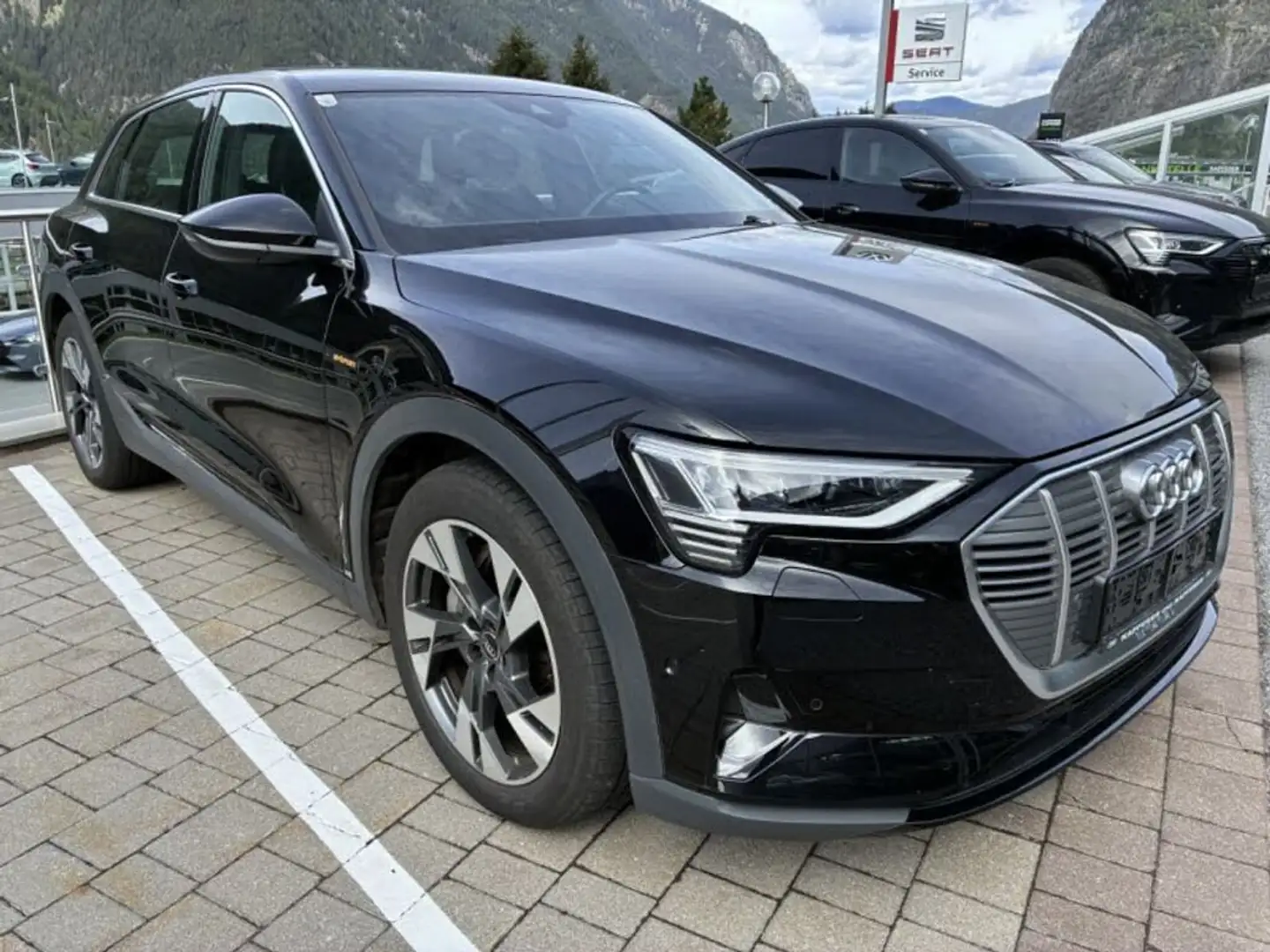 Audi e-tron 55 quattro S-Line Nur 29 TKM GARANTIE !! Schwarz - 1