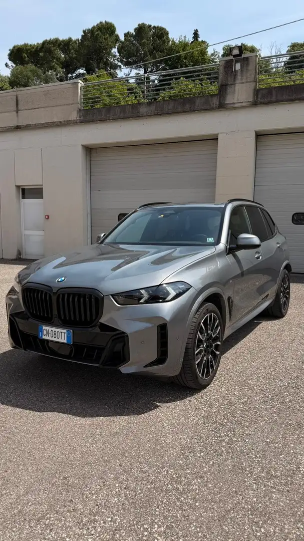 BMW X5 xDrive30d MSport Pro Steptronic AZIENDALE Gris - 1