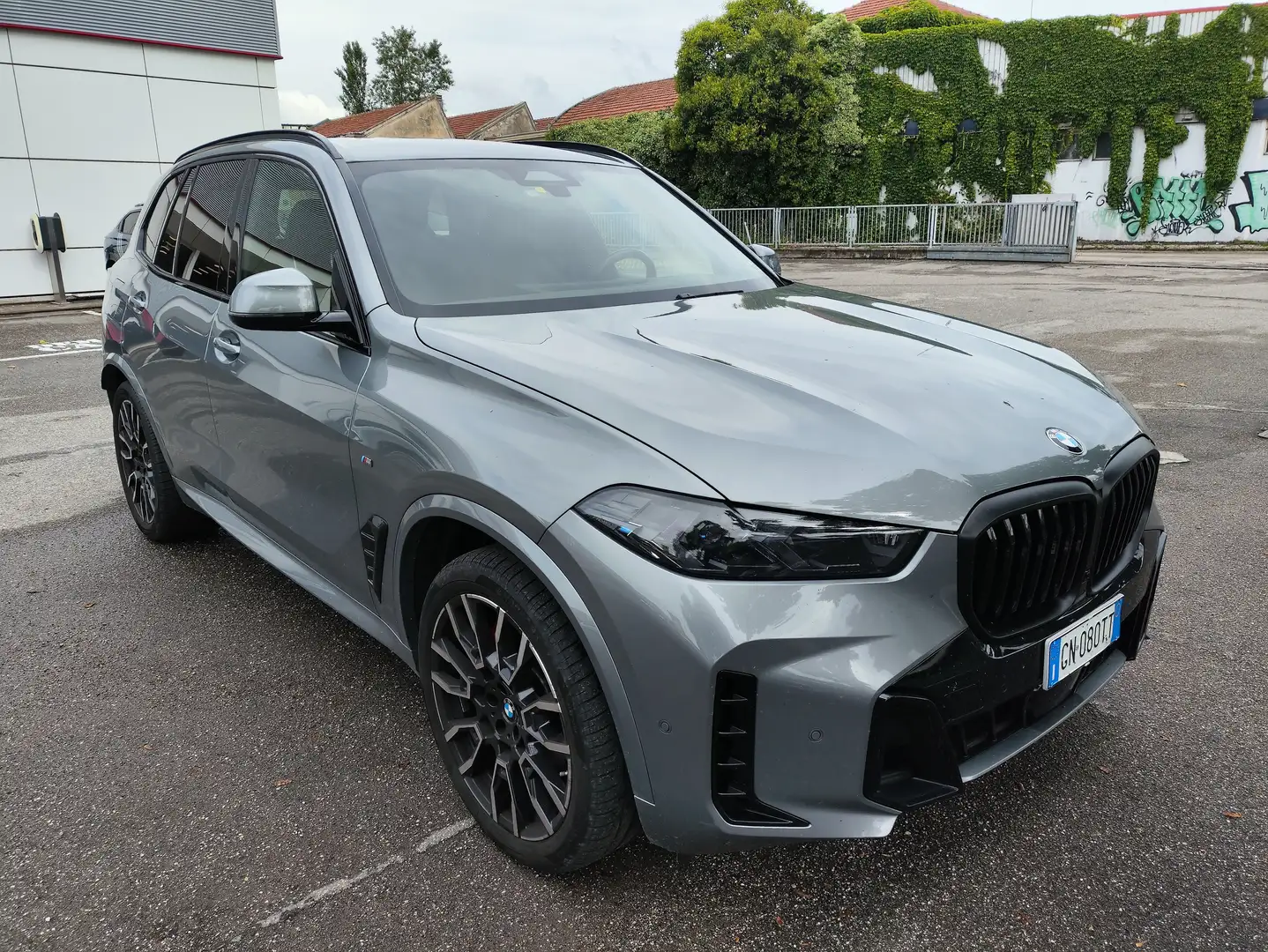 BMW X5 xDrive30d MSport Pro Steptronic AZIENDALE Grijs - 1