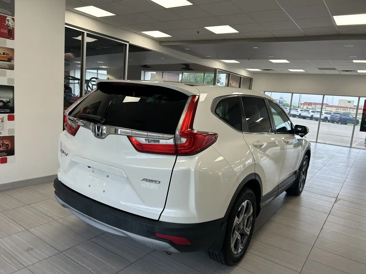 Honda CR-V photo Honda CR-V