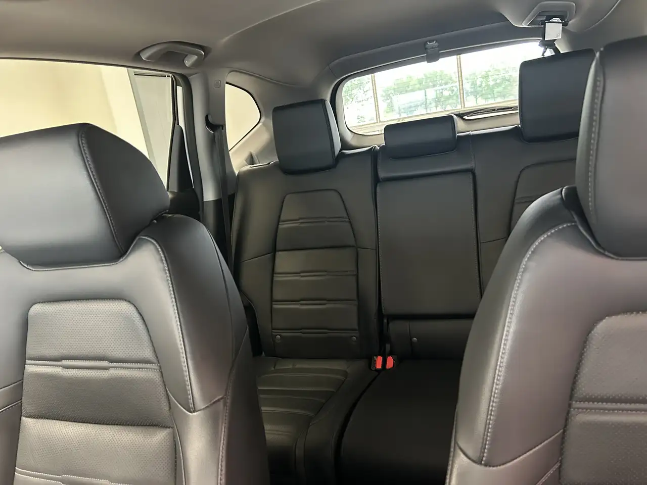 Honda CR-V photo Honda CR-V