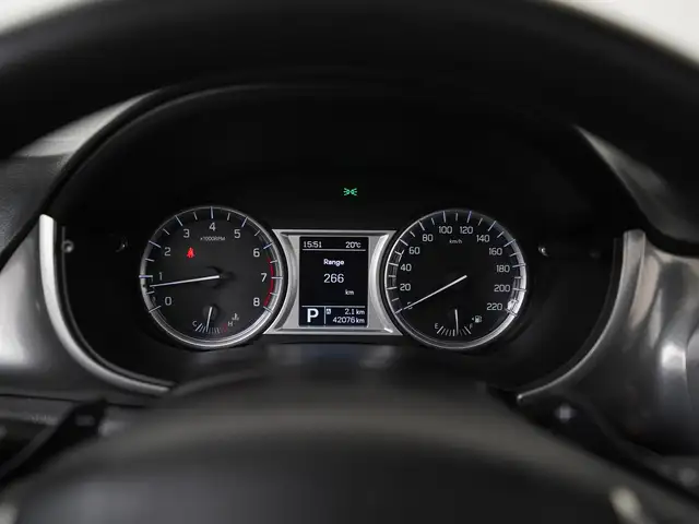 Suzuki Vitara view 9
