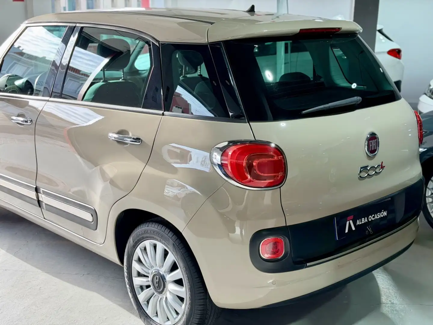 Fiat 500L 1.4 Pop Star Beige - 2
