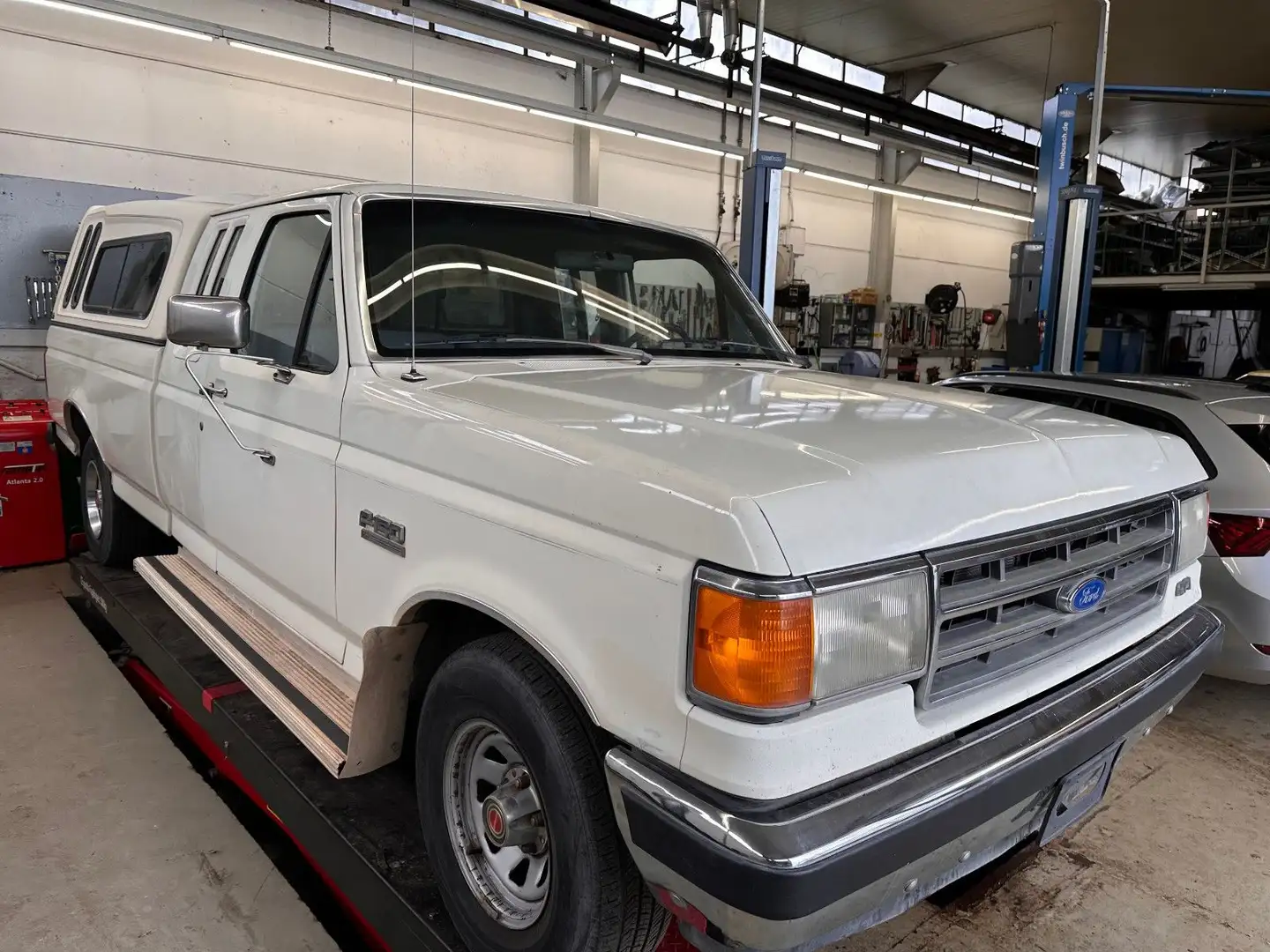 Ford F 150 XL TWIN CAB mit Campershell Blanc - 2
