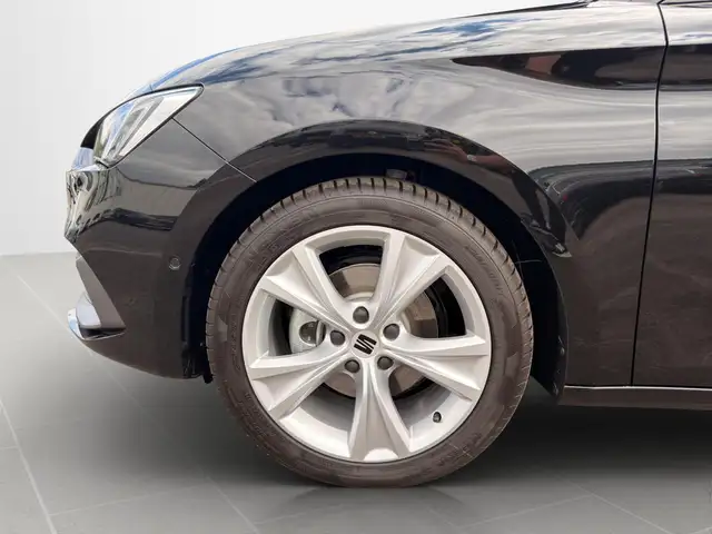Seat Leon Leon view 8
