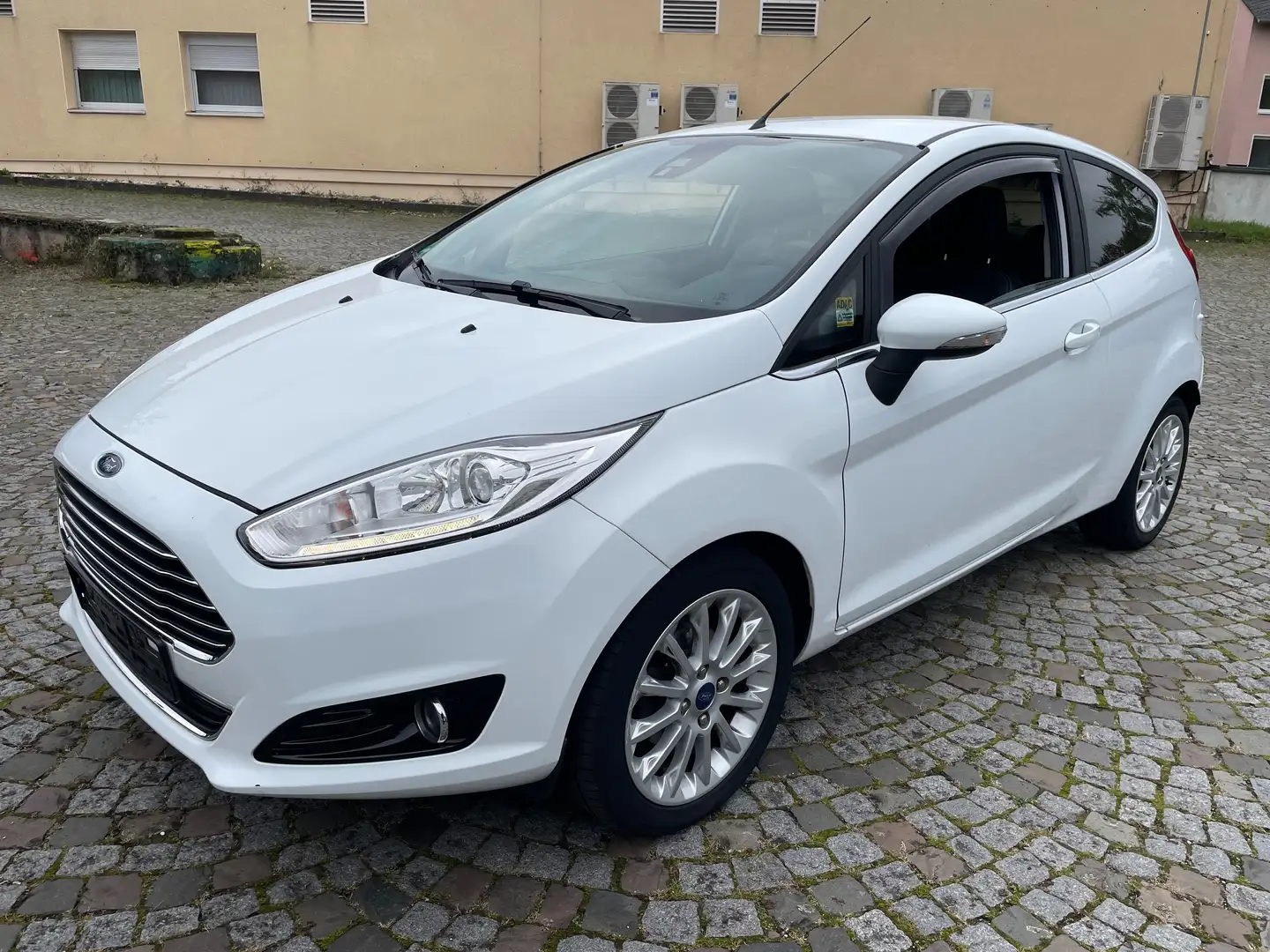 Ford Fiesta Individual* Leder*Navi* 1 Hand Weiß - 1