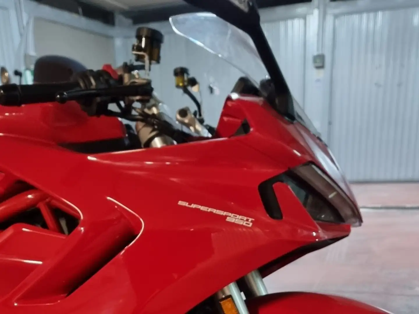 Ducati SuperSport Roşu - 2