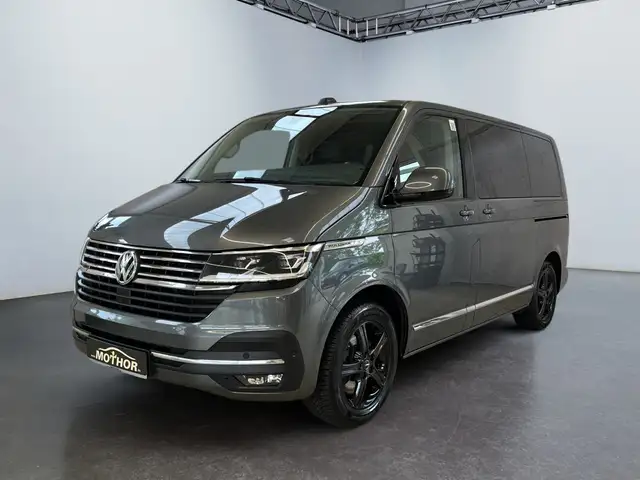 Volkswagen Multivan view 2