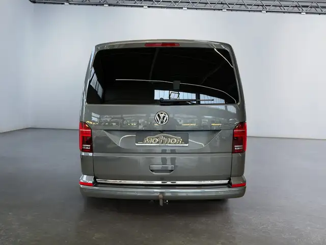 Volkswagen Multivan view 5