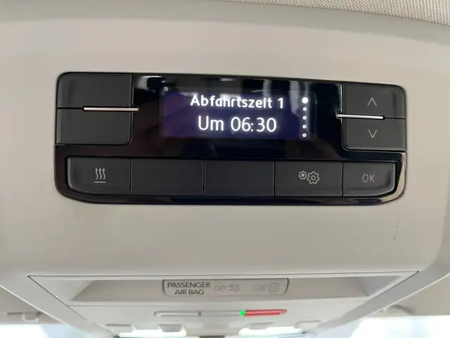 Volkswagen Multivan view 22