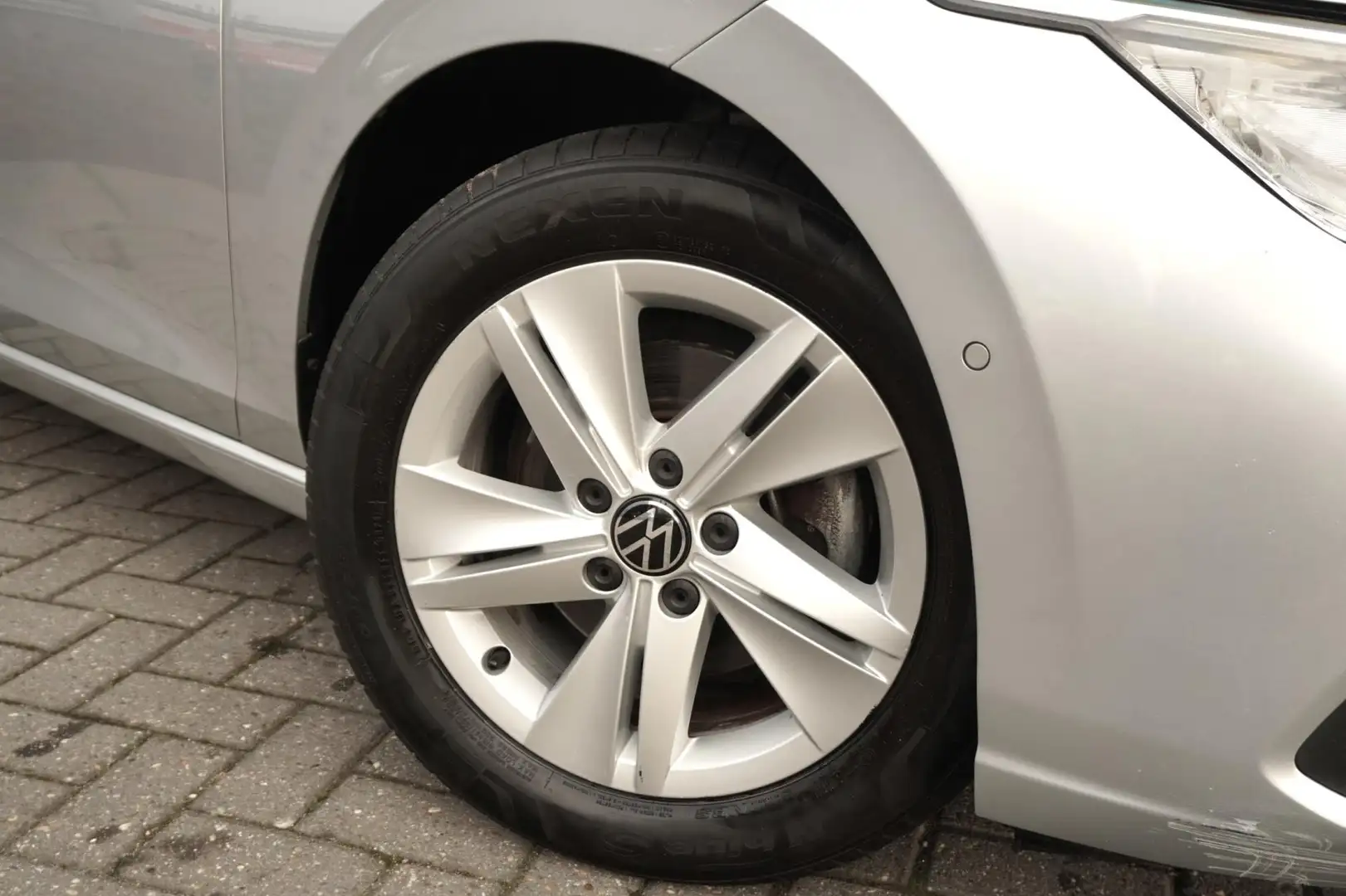 Volkswagen Golf 1.5 TSI Life / ACC / Carplay / Camera / Intrieurve Gris - 2