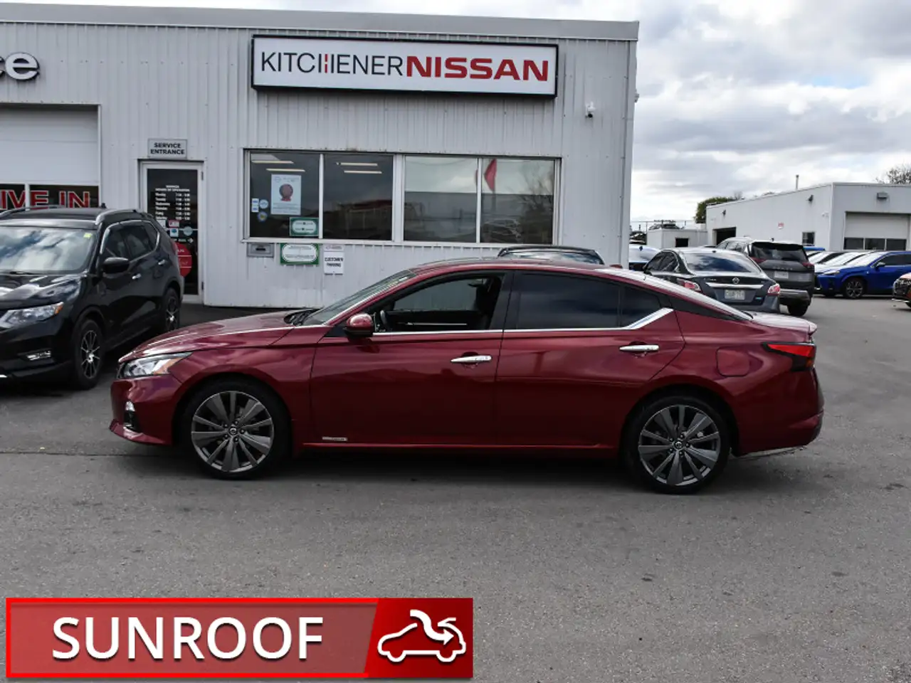 Nissan Altima снимка Nissan Altima