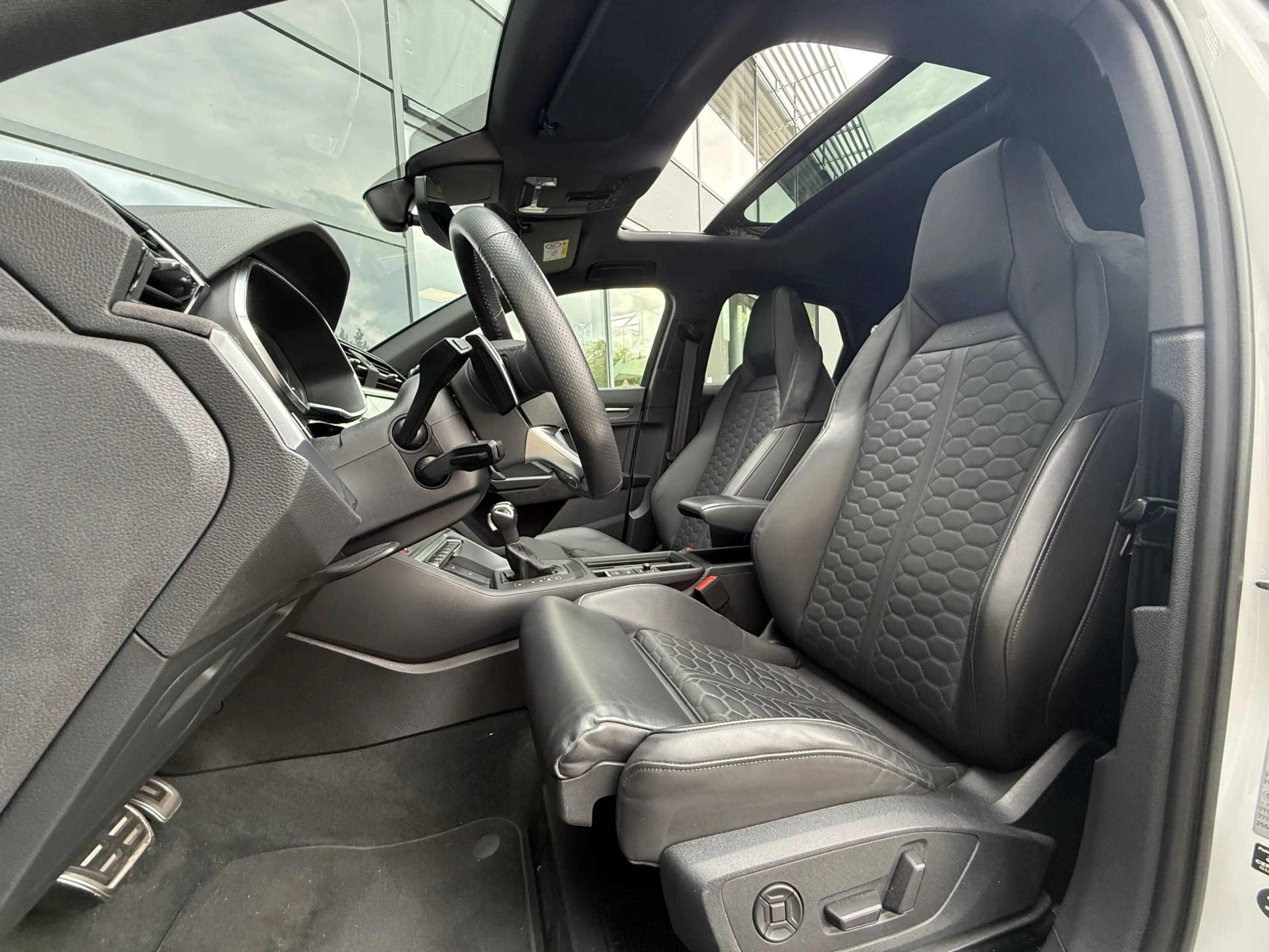 Audi RS Q3 Sportback TFSI SCHUIFDAK,KERAMISCH,FULL OPTION — photo 9