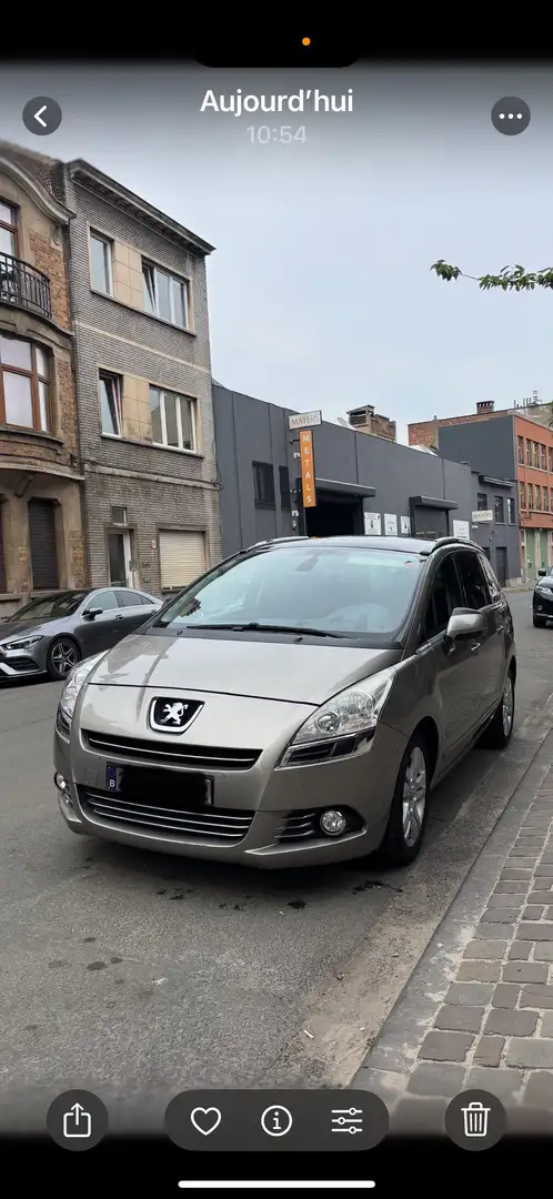 Peugeot 5008 1.6i Confort Pack Brons - 1