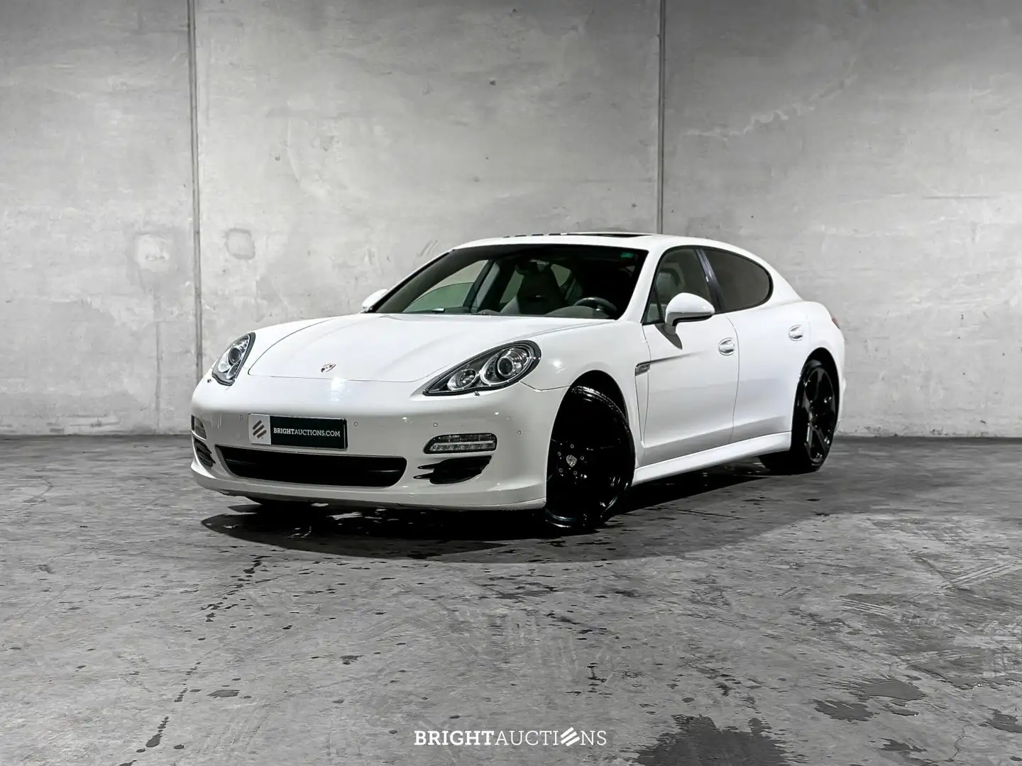 Porsche Panamera 4S 4.8 V8 Blanc - 2
